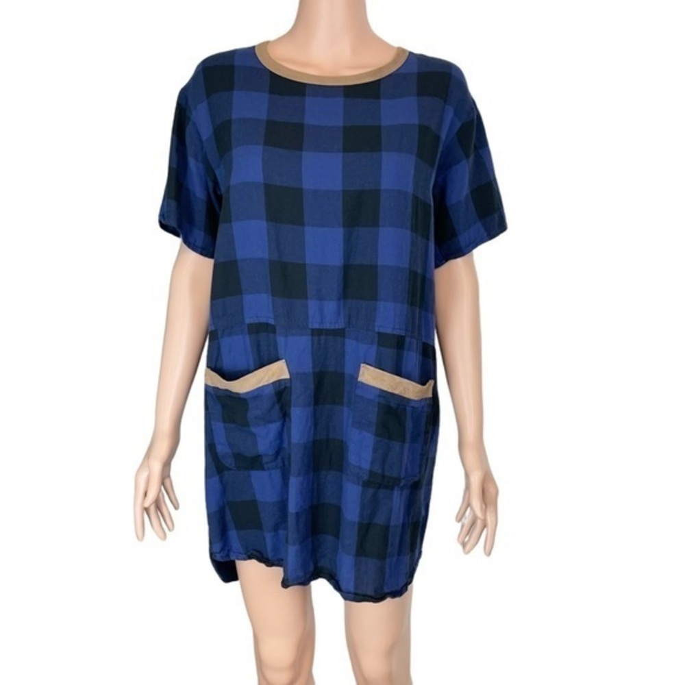 Love, Zoe Plaid Long Shirt